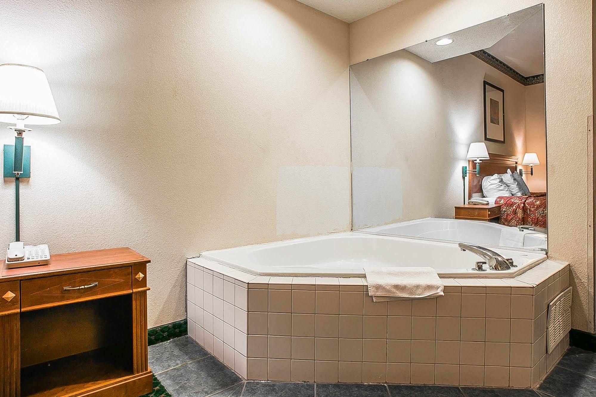 Sonesta Essential Augusta Hotel Екстериор снимка
